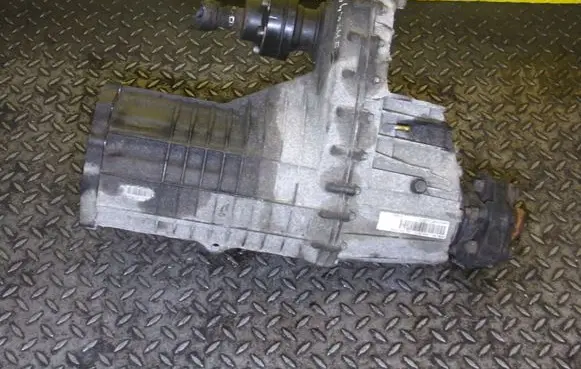Porsche Cayenne (9PA) Gearbox transfer box case 0AD341040T 5HTR46