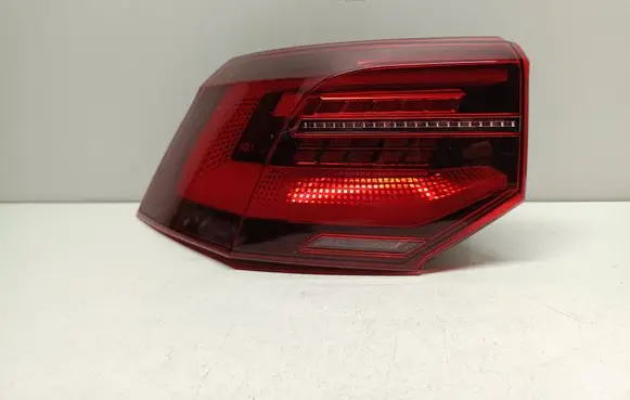 Volkswagen Golf VIII Rear/tail lights set 5H0945207A