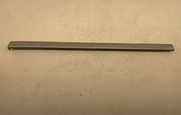 Porsche Cayenne (9PA) Dashboard glove box trim 7L5857222