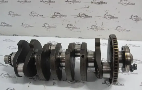 Volkswagen PASSAT B6 Crankshaft 10DA50859