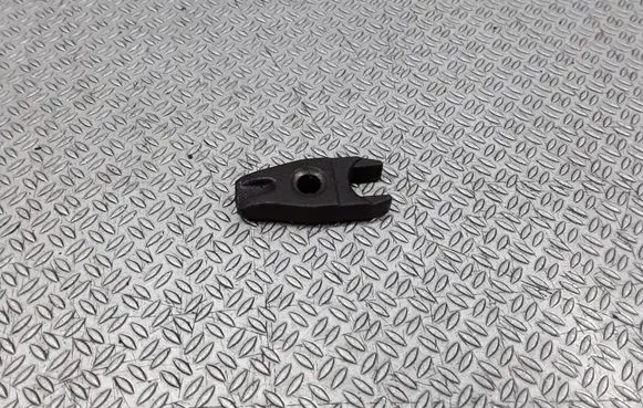 Peugeot 206 Fuel Injector clamp holder