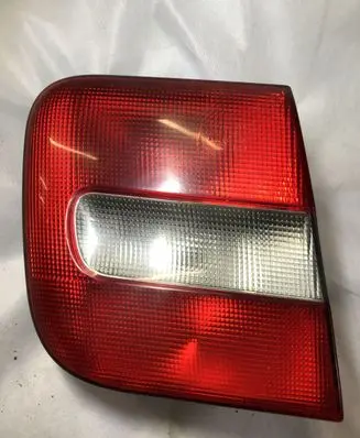 Volvo S70 V70 V70 XC Tailgate rear/tail lights 9157008