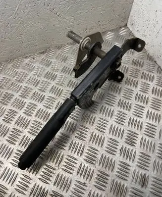 Hyundai Terracan Handbrake/parking brake lever assembly