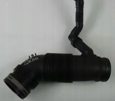 Skoda Fabia Mk1 (6Y) Coolant pipe/hose 3243270