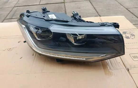 Volkswagen T-Cross Headlight/headlamp 2GM941036B 90142356