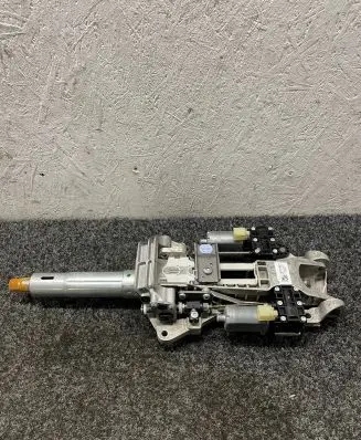 Mercedes-Benz E W213 Steering wheel axle A2054603916