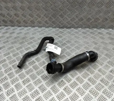 Audi Q7 4M Engine coolant pipe/hose 4M0122101EB