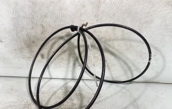 Engine bonnet/hood lock release cable