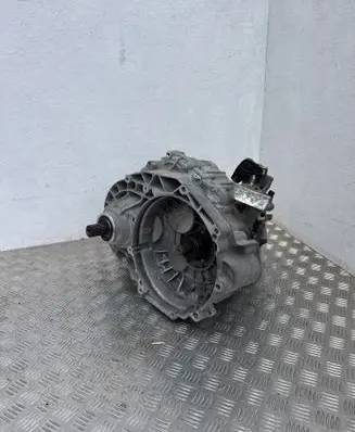 Volkswagen Transporter - Caravelle T6 Manual 6 speed gearbox SAY
