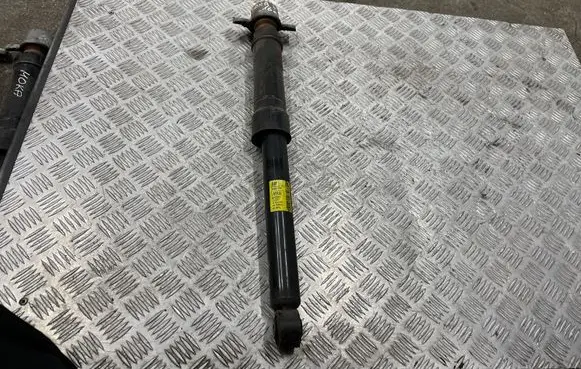 Opel Mokka X Rear shock absorber/damper 95367159