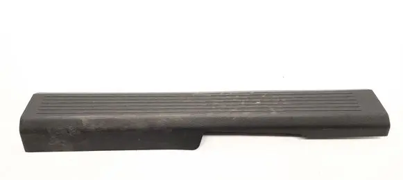 Nissan Qashqai J12 Front sill trim cover 769B46UA2A