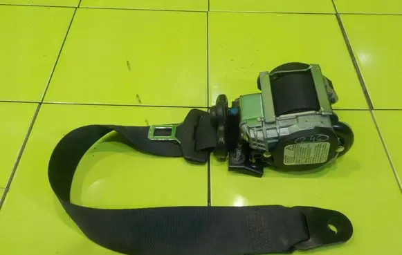 Land Rover Freelander 2 - LR2 Front seatbelt 6G9N61295CGW BEZPIECZENSTWA