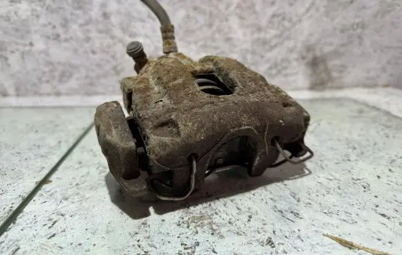Volvo S80 Rear brake caliper