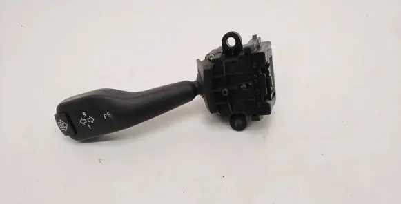BMW 3 E46 Indicator stalk 8363668 0110401025