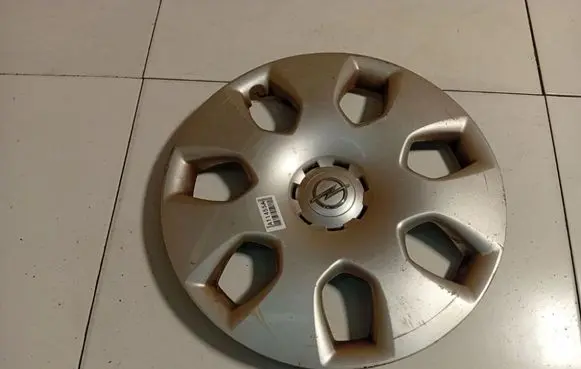 Opel Astra J R16 wheel hub/cap/trim 13345797