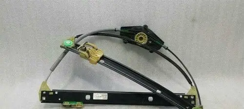 Audi A4 S4 B8 8K Front door electric window regulator 8K0837461D