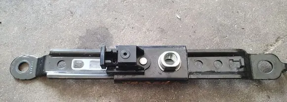 Subaru Tribeca Seat belt adjustment motor C7D1