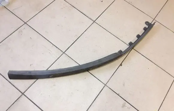 Opel Meriva B Front bumper lip 13267706 475498858