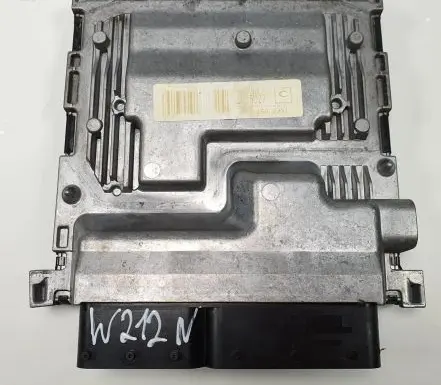 Mercedes-Benz E W212 Engine control unit/module ECU A2711500391