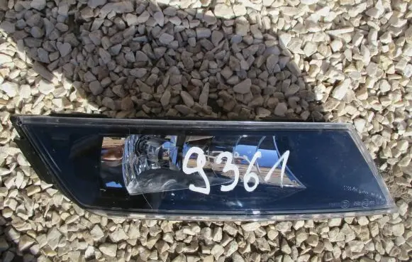 Skoda Superb B8 (3V) Front fog light 3V0941699