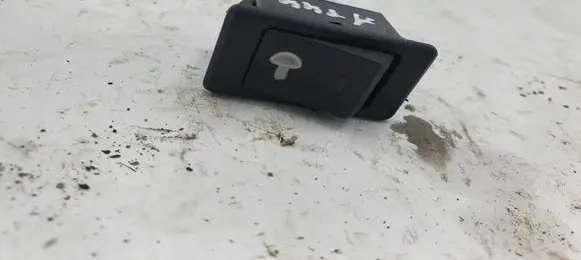 Nissan X-Trail T30 Other switches/knobs/shifts NOCODE