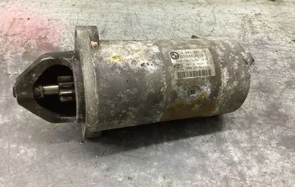 BMW 5 E39 Starter motor 2247391 E0598KAI02
