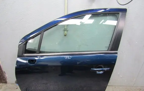 Suzuki SX4 S-Cross Front door