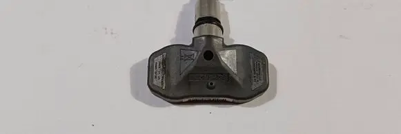 Chevrolet Corvette C6 Tire pressure sensor 25758220