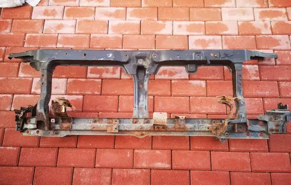Nissan Navara D40 Radiator support slam panel E250306M00532