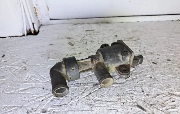BMW 5 E28 Electric auxiliary coolant/water pump 13731882 1147412008
