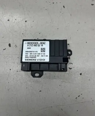 Mercedes-Benz C W204 Fuel injection pump control unit/module A2124400314 A2215402162