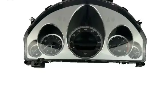 Mercedes-Benz E W212 Speedometer (instrument cluster) A2129005104