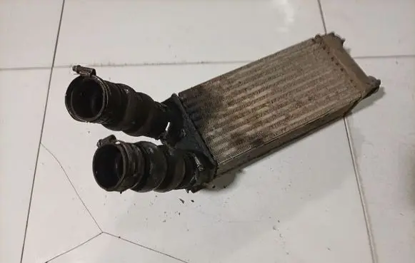 Peugeot Partner Intercooler radiator 9656503980