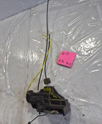 Mercedes-Benz A W168 Front door lock 56566