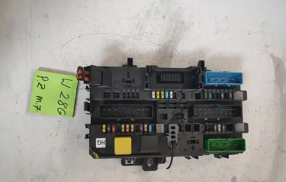 Opel Zafira A Fuse module 5DK00866952 13206759