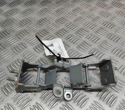 Volvo XC40 Tailgate/trunk/boot hinge 32384512