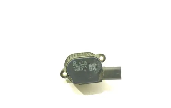 Skoda Kodiaq Camshaft vanos timing valve 04E906048A