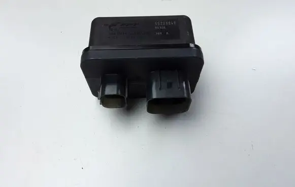Opel Combo D Glow plug pre-heat relay 55229840