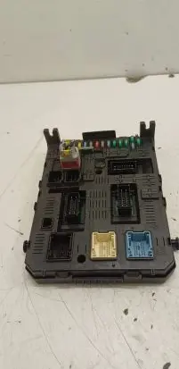 Peugeot 407 Comfort/convenience module 281164872