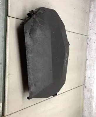 Audi A4 S4 B5 8D Timing belt guard (cover) 078109123AL