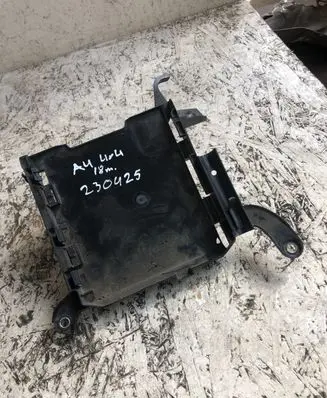 Audi A4 S4 B9 Other engine bay part 8w0907647a