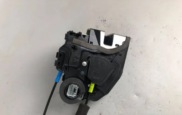 Subaru Forester SJ Rear door lock
