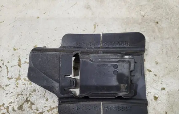 Mercedes-Benz CLS W257 Blind spot radar bracket 25542