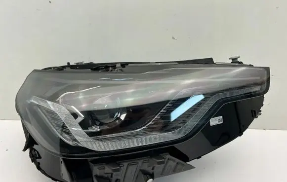 BMW 2 G42 Headlight/headlamp 8083636