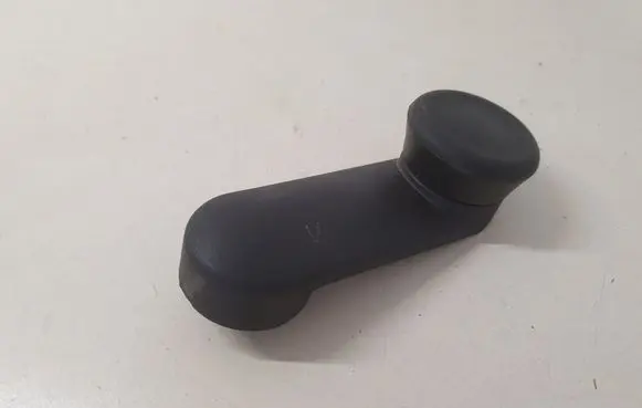 Opel Astra J Rear door window winding handle 366703013
