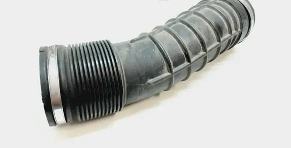 Volvo S80 Air intake hose/pipe 6898050