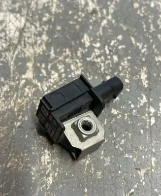 BMW 5 F10 F11 Airbag deployment crash/impact sensor 9224177 120315 07092