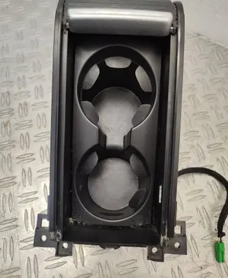 Volvo XC60 Cup holder front 30781414
