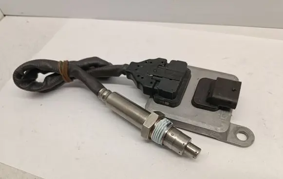 Mercedes-Benz Vito Viano W447 Lambda probe sensor A0009058411 230425003502 0009058411