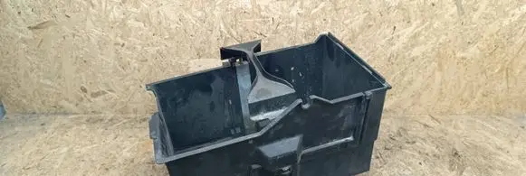 Battery box tray